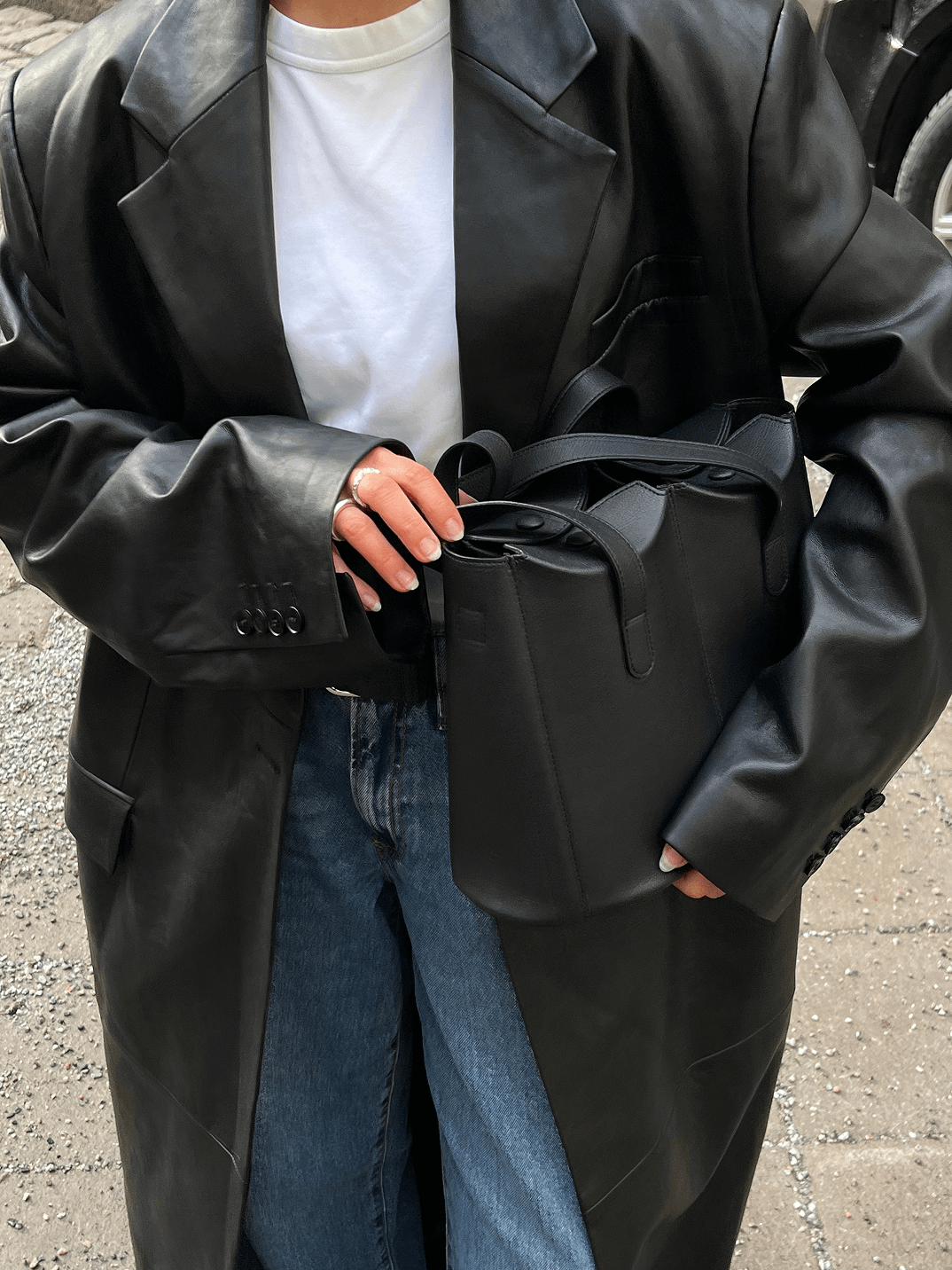 Angela Roi image